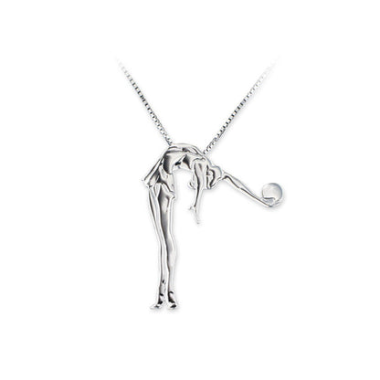 Necklace with pendant in silver